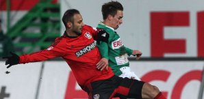Thomas Pledl und Ömer Toprak im Duell thomas,priedl,ömer,toprak,bayer,04,leverkusen