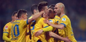 Eintracht Braunschweig bejubelt den Sieg Braunschweig,Jubel