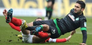 Nikolce Noveski räumt Mehmet Ekici ab nikolce,noveski,mehmet,ekici,fsv,mainz,05,werder,bremen