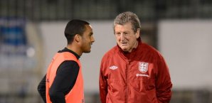 Theo Walcott, Roy Hodgson, England