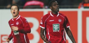 Alexander Baumjohann und Mohamadou Idrissou bejubeln den Treffer alexander baumjohann, mohamadou idrissou, 1. fc kaiserslautern