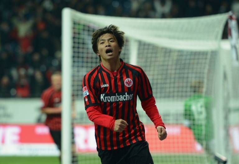 Eintracht Frankfurt steht auf Platz 3