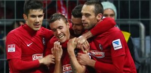 Der SC Freiburg feiert sc,freiburg,hannover,96,bundesliga,jubel,tor