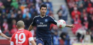 Tolgay Arslan hat den Ball im Blick Tolgay Arslan,HSV