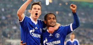 Julian Draxler lässt sich von Raffael feiern julian draxler, Raffael, fc schalke 04