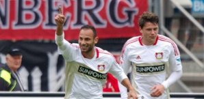 Ömer Toprak (l.) erzielte das 1:0 für Leverkusen Ömer Toprak,Bayer 04 Leverkusen