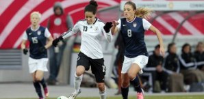  Celia Okoyino da Mbabi,Fußball,Nationalmannschaft Frauen