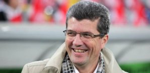Herbert Fandel wartet auf Post von der FIFA herbert fandel