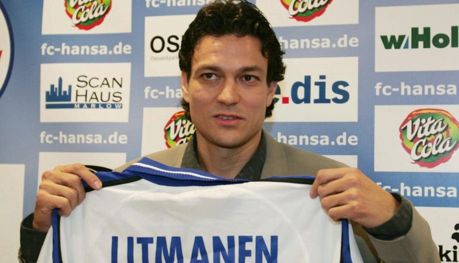 Jari Litmanen wurde ein Korken ins Auge geschossen
