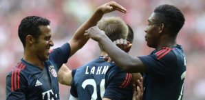 Philipp Lahm war mit dem Kopf erfolgreich philipp lahm, fc bayern münchen