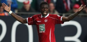 Idrissou erzielte beide Treffer für die Roten Teufel Mohamadou Idrissou