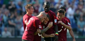Szabolcs Huszti durfte sich von seinen Teamkollegen feiern lassen Szabolcs Huszti, Hannover 96