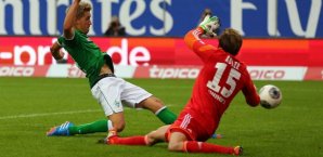 Nils Petersen überwindet Rene Adler nils,petersen,werder,bremen,tor,rene,adler,hsv,nordderby
