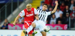 Andreas Hofmann und Marcel Risse im Zweikampf Risse,Hofmann