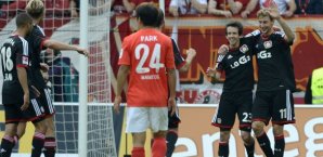Robbie Kruse (2.v.r.) feiert mit Stefan Kießling seinen ersten Treffer robbie,kruse,bayer,leverkusen,fsv,mainz