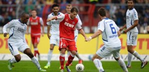Daniel Halfar gegen den KSC Daniel Halfar,1. FC köln