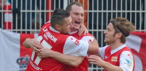 Union Berlin bejubelt den Sieg über Bielefeld Union Berlin,Jubel