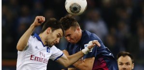 Es war ein Kampf auf Biegen und Brechen zwischen dem HSV und Freiburg Hamburger SV, SC Freiburg