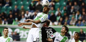 Der FC Augsburg und der VfL Wolfsburg begegneten sich auf Augenhöhe Naldo, VfL Wolfsburg, FC Augsburg
