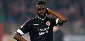 Boubacar Sanogo und die Energie müssen den schweren Weg in die 3. Liga antreten Energie Cottbus