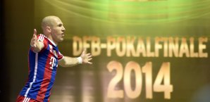 Arjen Robben leitete mit seinem Tor den Bayern-Sieg im Pokalfinale ein Arjen Robben, Fc Bayern München, DFB-Pokal Finale 2014, Borussia Dortmund