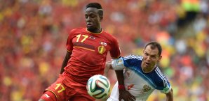 Divock Origi sorgte wenige Minuten vor dem Abpfif für den Sieg der Belgier Divock Origi, Belgien