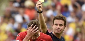 Zum Haareraufen: Felix Brych kam nur zu zwei Spielen Brych