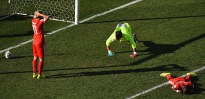 Die Schweiz am Boden: Kurz vor dem Ende trifft Di Maria Schweiz