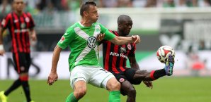 Ivica Olic und Constant Djakpa lieferten sich eine umkämpfte Partie Ivica Olic, Constant Djakpa