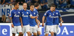 Die Schalker feiern einen perfekten Einstand unter Roberto Di Matteo Schalke 04