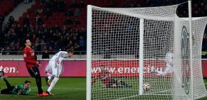 Stefan Kießling ist zurück: Der Stürmer traf zum zwischenzeitlichen 1:0 bei Leverkusens Auswärtssieg Stefan Kießling