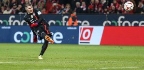 Bastian Schweinsteiger erzielte mit einem direkten Freistoß sein erstes Saisontor Bastian Schweinsteiger