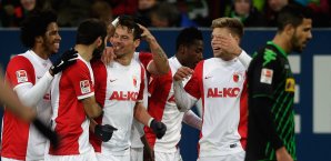 Der FCA drehte die Partie gegen Gladbach nach einem 0:1-Rückstand FC Augsburg, Borussia Mönchengladbach