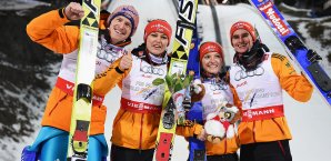 Das deutsche Mixed-Team setzte sich gegen Norwegen durch Deutsche Skispringer mixed