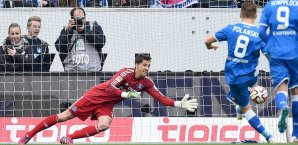 Eugen Polanski verwandelt gegen Rene Adler den Elfmeter zum 1:0 Hoffenheim, Hamburger SV