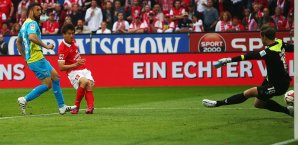 Ja-Cheol Koo gelang gegen den 1. FC Köln der erste Treffer Ja-Cheol Koo