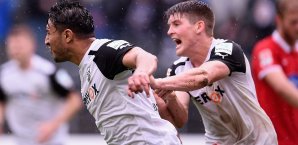 Aziz Bouhaddouz traf zum 3:1 Aziz Bouhaddouz