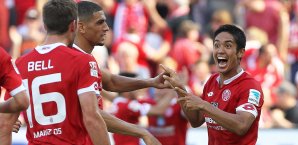 Yoshinori Muto markierte gegen 96 einen Doppelpack Yoshinori Muto