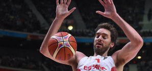Le Monde' droht Millionen-Klage nach kritischem Bericht über Basketball-Star  Pau Gasol - sportal.de
