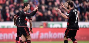Eine spektakuläre Partie drehten Javier Hernandez und Admir Mehmedi spät zugunsten der Leverkusner Javier Hernandez, Admir Mehmedi