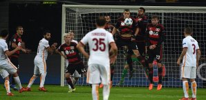 Das Hinspiel zwischen Bayer Leverkusen und AS Rom endete in einem Tor-Spektakel mit 4:4 Bayer Leverkusen, AS Rom
