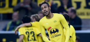 Batman hat wieder zugeschlagen: Pierre-Emerick Aubameyang feierte sein Derby-Tor wieder mit seinem Lieblings-Helden Pierre-Emerick Aubameyang