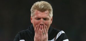 Stefan Effenberg bleibt vorerst Trainer des SC Paderborn Stefan Effenberg