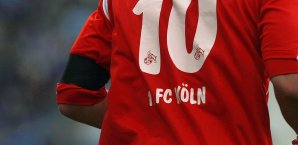Der Trauerflor wird im Andenken an die Stürmer-Legende getragen Trauerflor