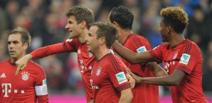 Die Bayern bejubeln einen klaren Sieg gegen Werder Bremen FC Bayern