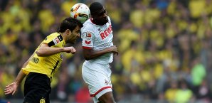 Anthony Modeste und Sokratis im Kopfballduell Borussia Dortmund, 1. FC Köln