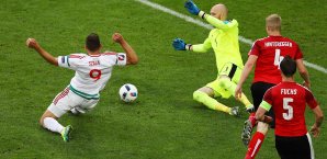 Adam Szalai (l.) erzielte das Siegtor für Ungarn gegen Österreich Adam Szalai