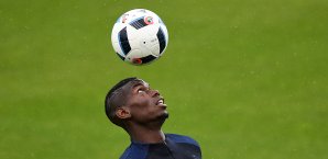 Über Paul Pogba und seine vulgäre Geste wird in Frankreich seit Tagen diskutiert Paul Pogba