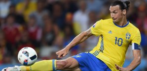 Nach dem Ausscheiden bei der EM beendete Zlatan Ibrahimovic seine Nationalmannschafts-Karriere Zlatan Ibrahimovic