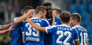 Peniel Mlapa trafgegen Dynamo Dresden 2. Bundesliga
